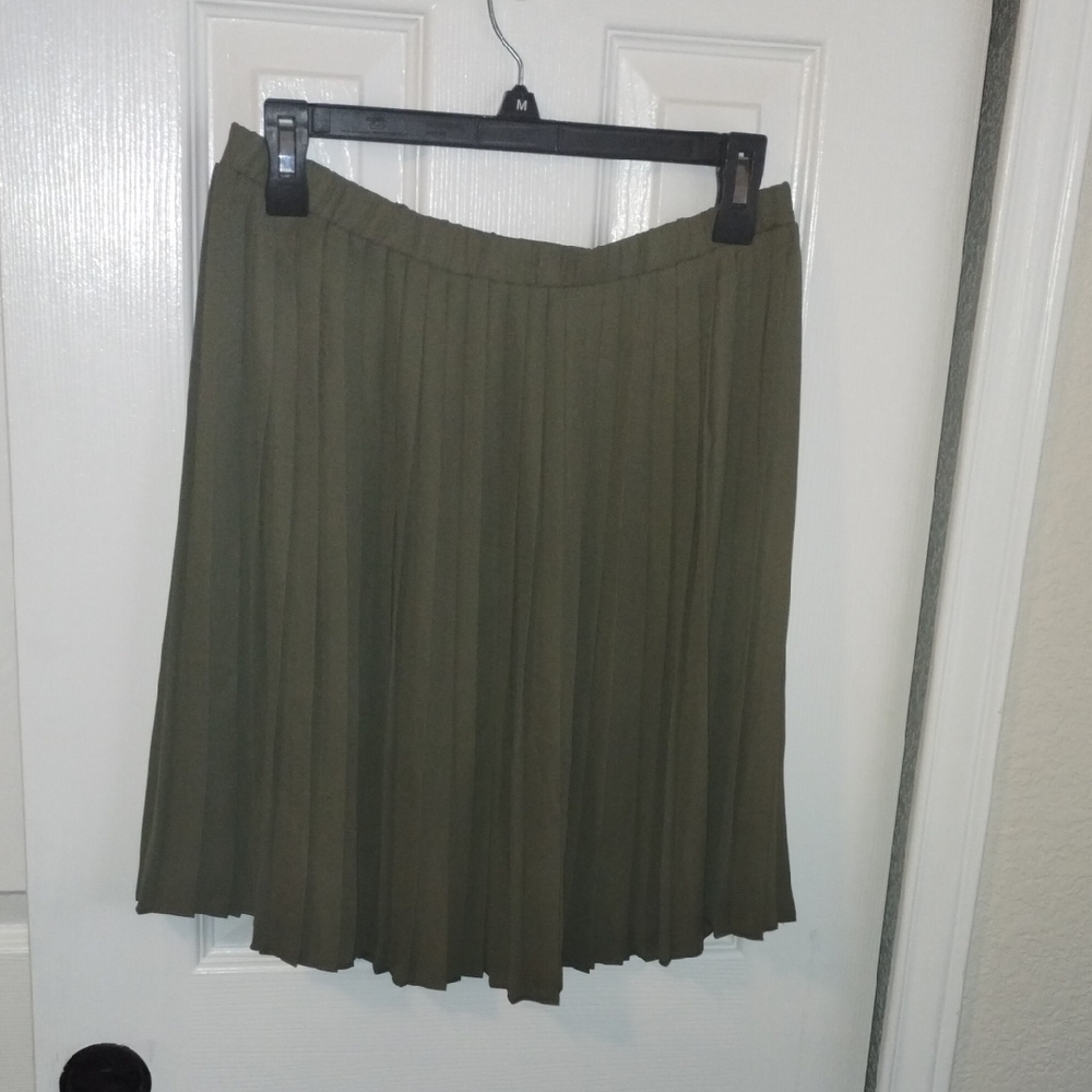 Max Studio Olive A-Line Skirt